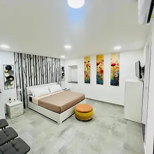 Happy Moment Bed & Breakfast