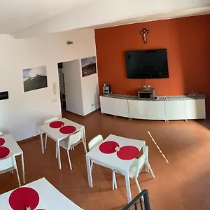 https://rooms-teatro-greco.taorminaitalyhotels.com